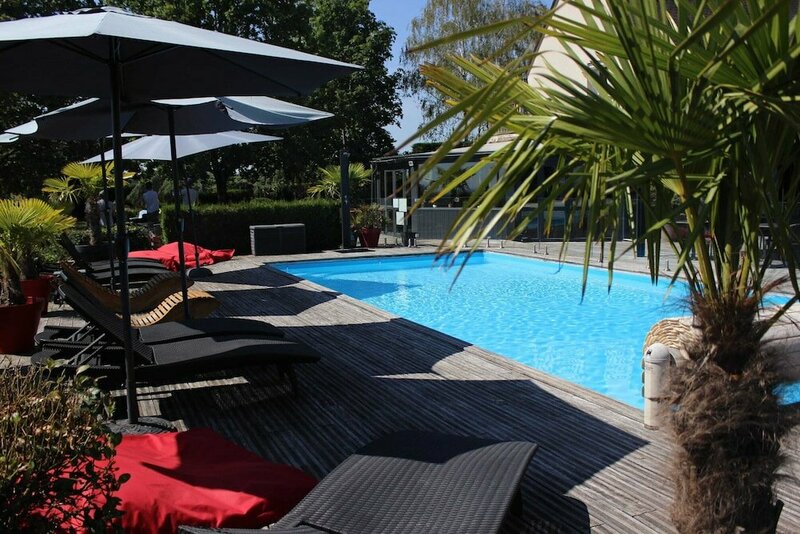 Гостиница Les Terrasses de Saumur Hotel & SPA в Сомюре