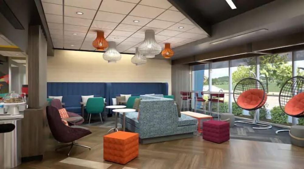 Фото Tru by Hilton Austin Airport, Tx