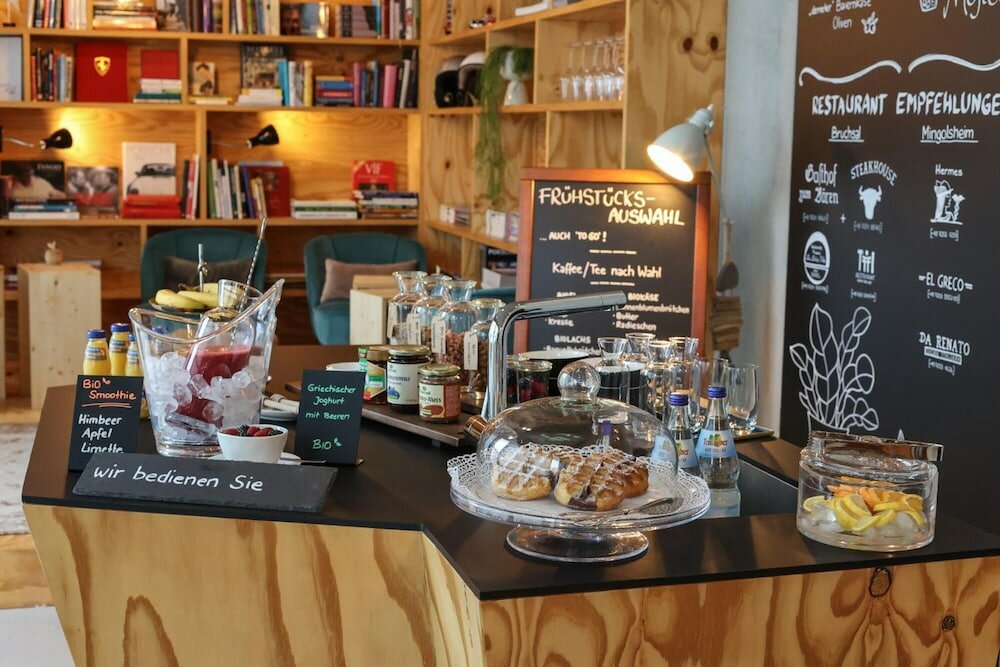 Фото Elferrooms Hotel