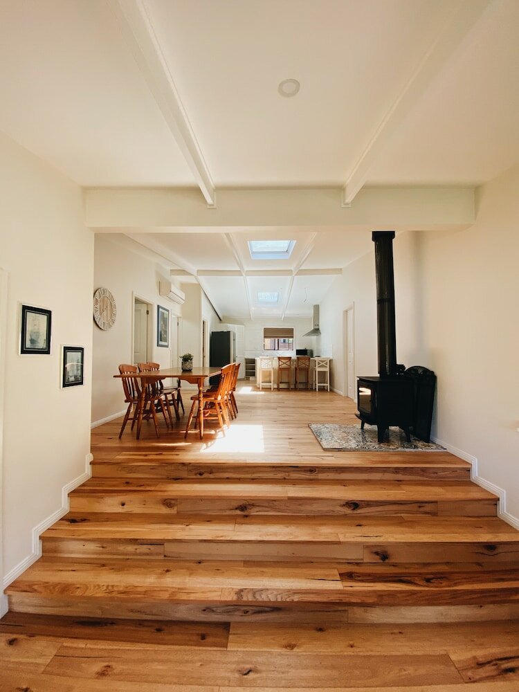 Фото Wonboyn Cabins & Caravan Park