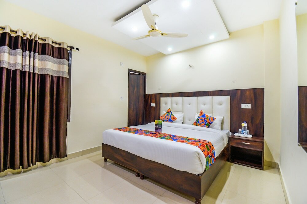 Фото FabHotel Js Regency