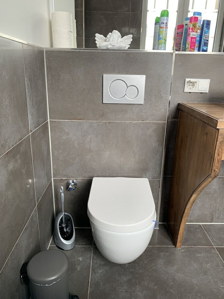 Фото Lovely Rooms Next to the Trainstation Wg