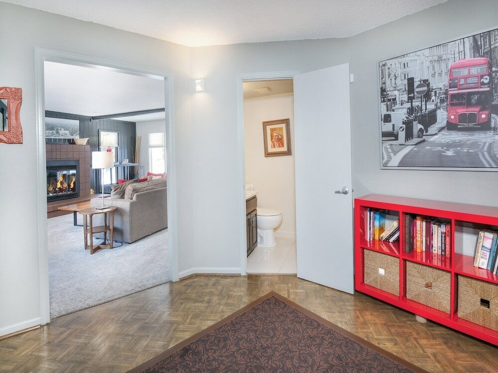 Фото 2338 Tahoe Drive