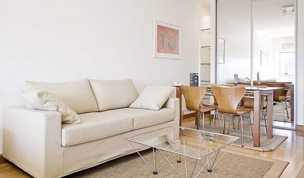 Фото Callao Plaza Suites