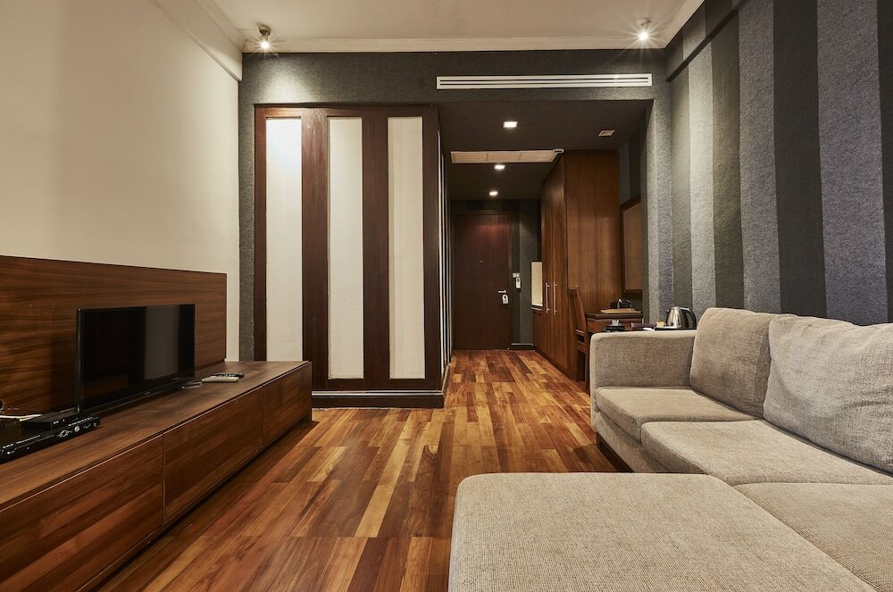 Фото Luxx at Silom