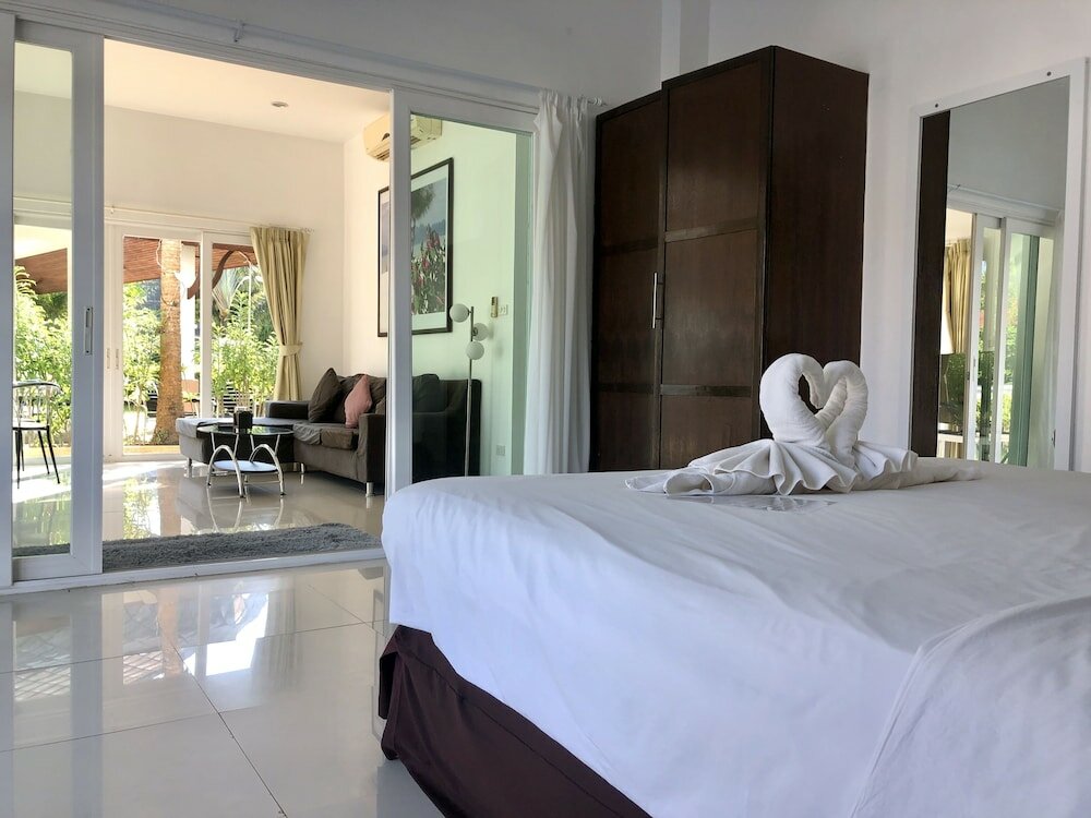 Фото Nadivana Serviced Apartments