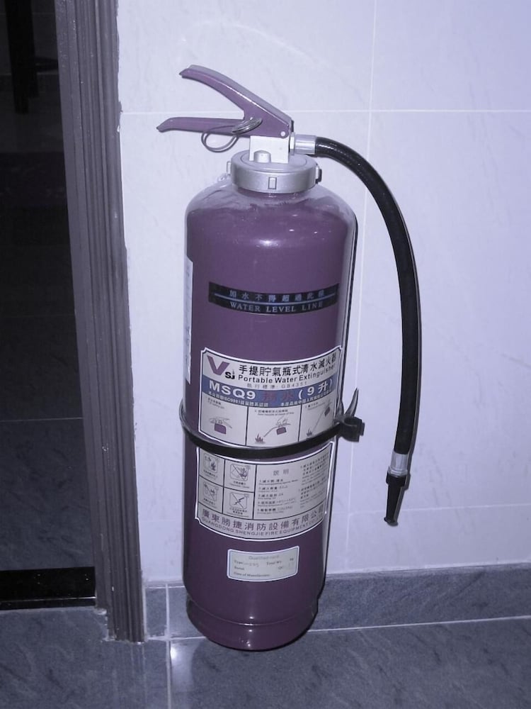 Фото Kowloon Youth Village Tsim Sha Tsui