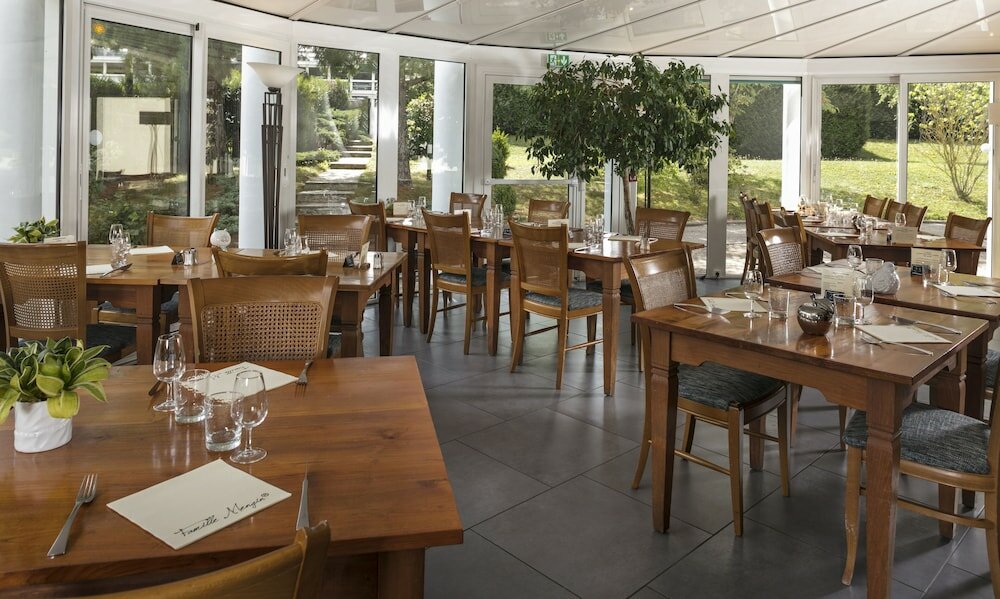 Фото Cottage Hotel