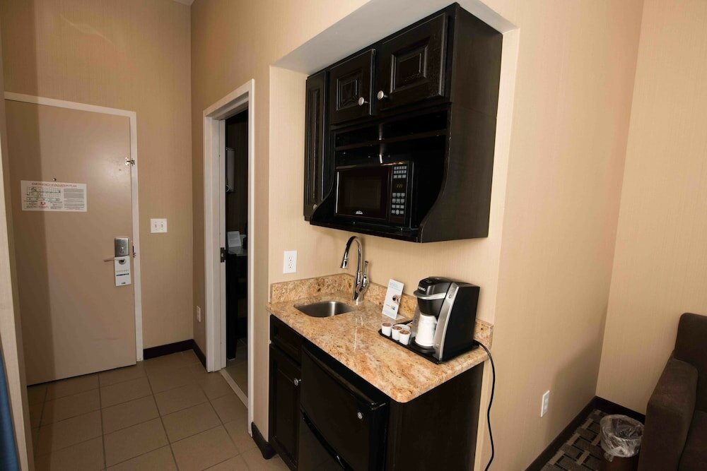 Фото Holiday Inn Express Hotel & Suites West Coxsackie, an Ihg Hotel