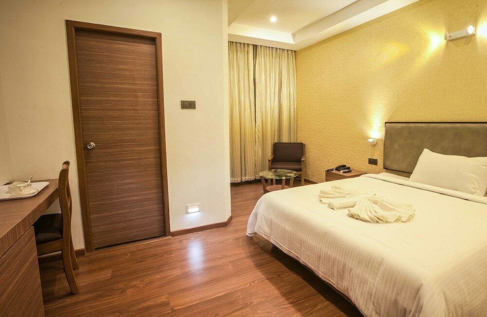 Фото Brownstar Boutique Hotel