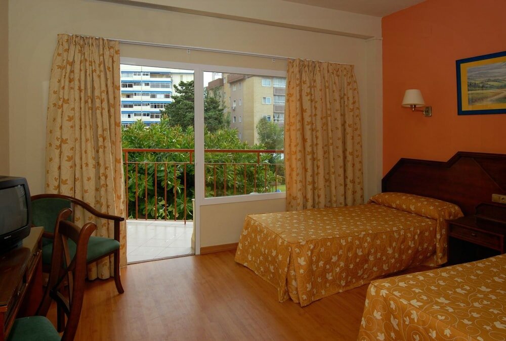 Фото Hotel Monarque Cendrillón