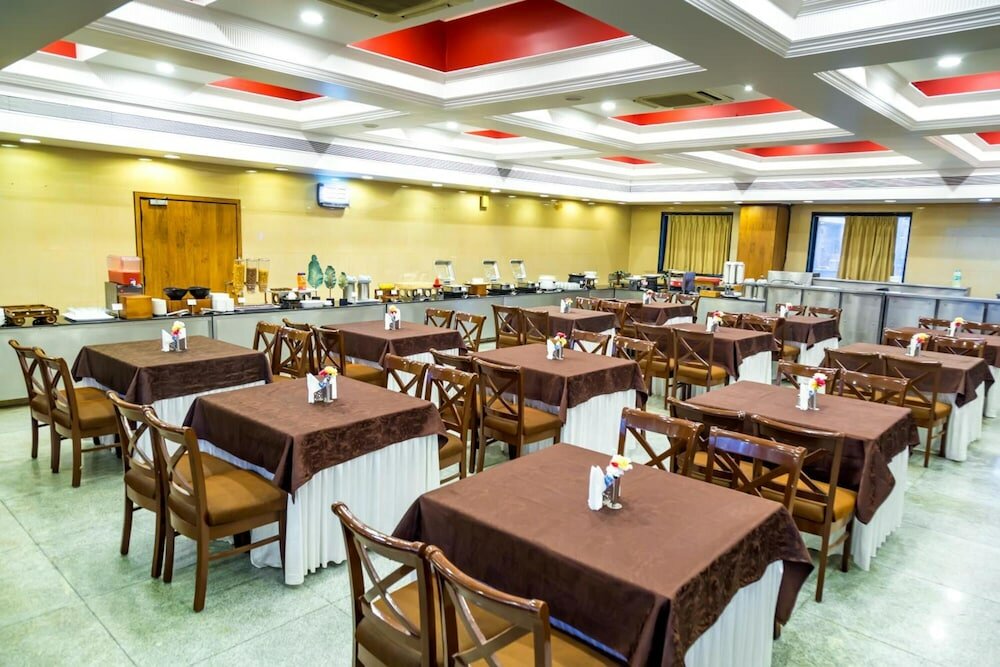 Фото Hotel Tip Top Plaza