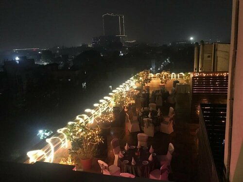 Внешний вид отеля Fortune Sector 27 Noida в Дадрях, фото 5