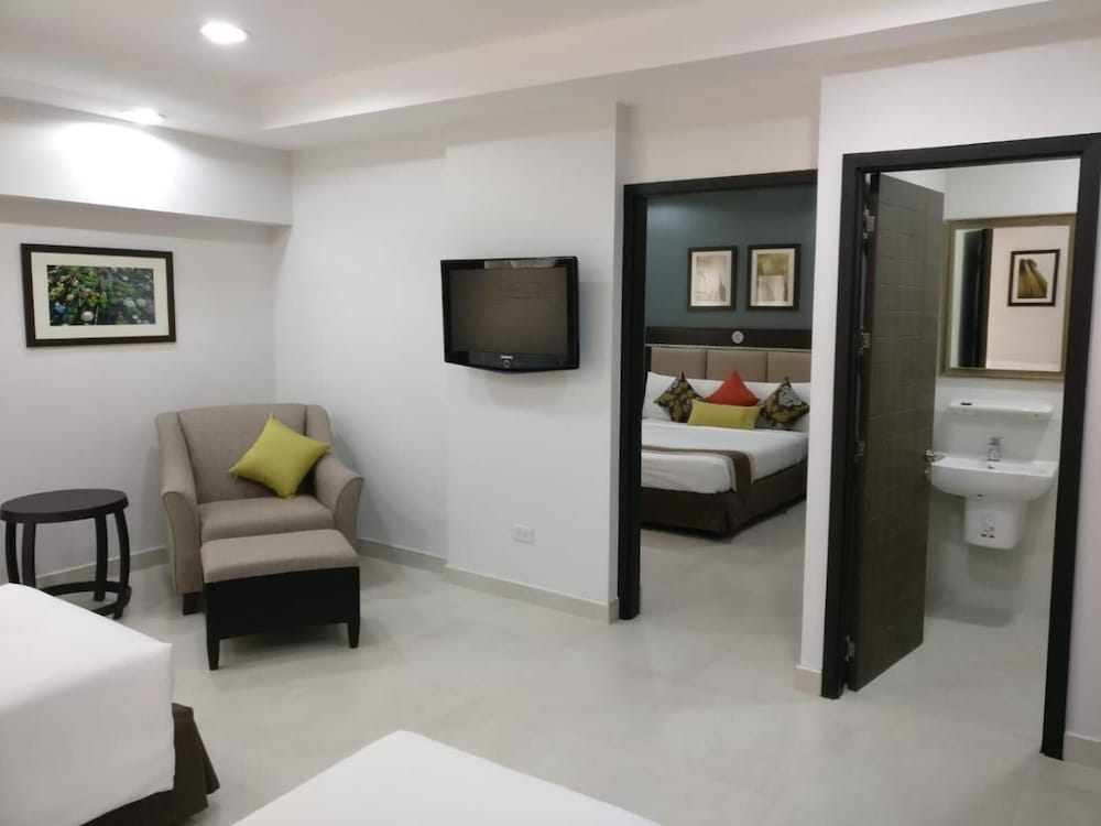 Фото Club Mahindra Mac Boutique Hotel