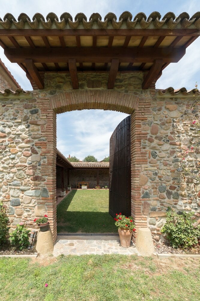 Фото Mas Can Calet Aparthotel