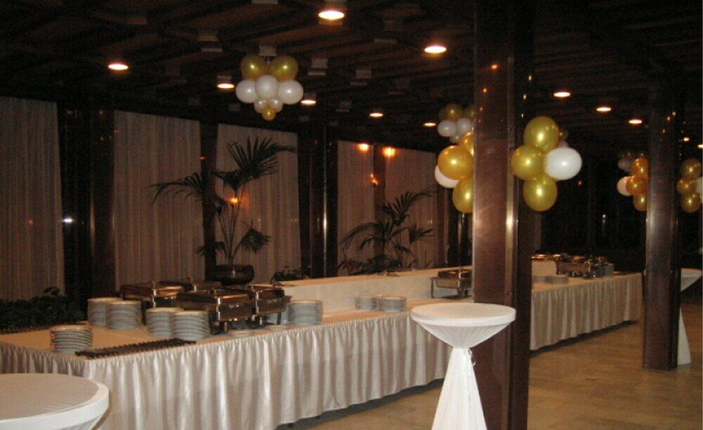 Фото Hotel Konferencia