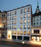 Louis Hotel