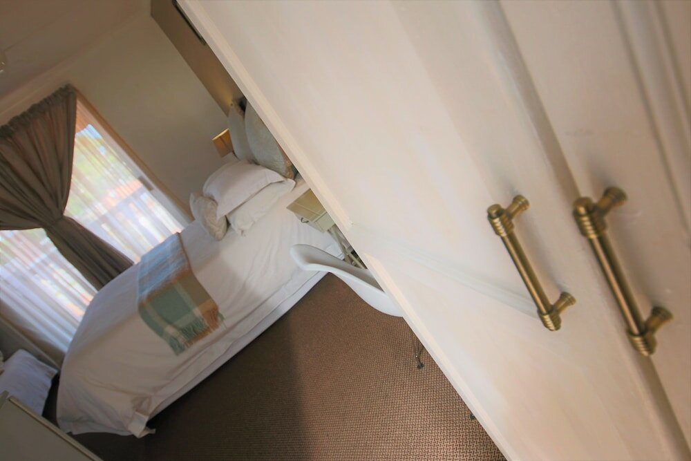 Фото George Lodge International