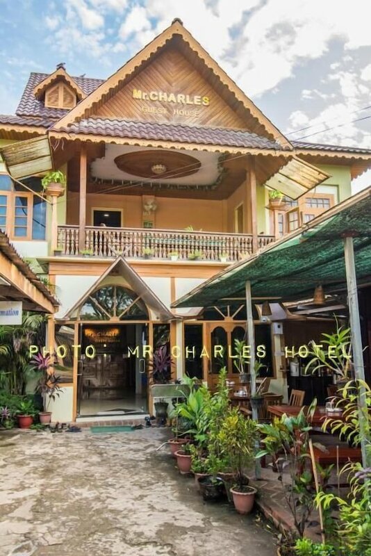 Гостиница Mr. Charles Guest House - Hostel