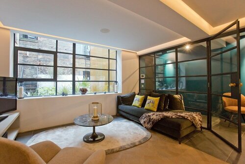 Luxury Royalty Mews