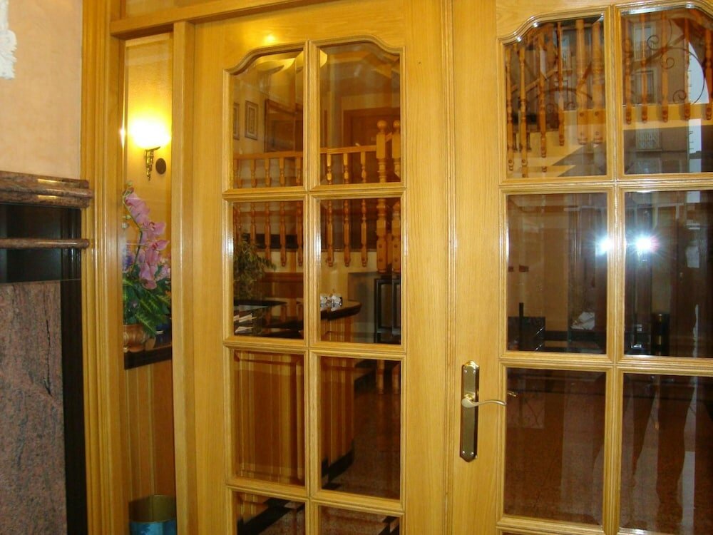 Фото Hostal Universal