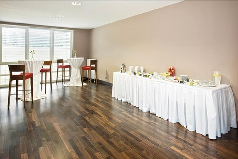 Фото Landhotel Krummenweg