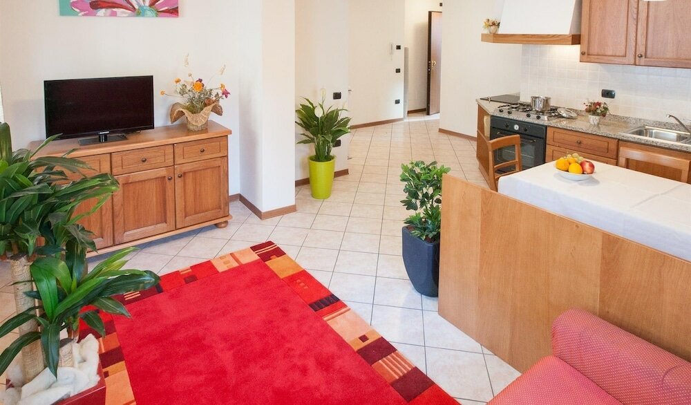 Фото Appartamenti Enrosadira