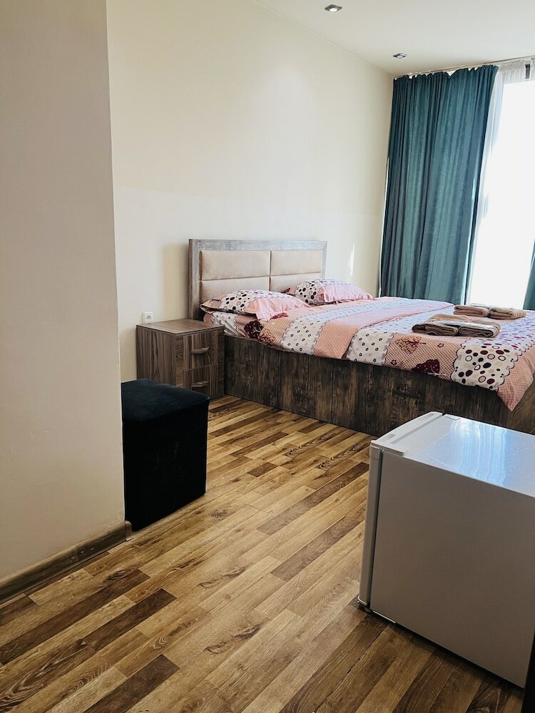 Фото Hotel Ellegance