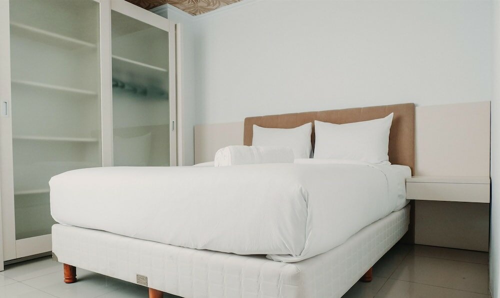 Фото Green Central City Apartment near Shopping Centre