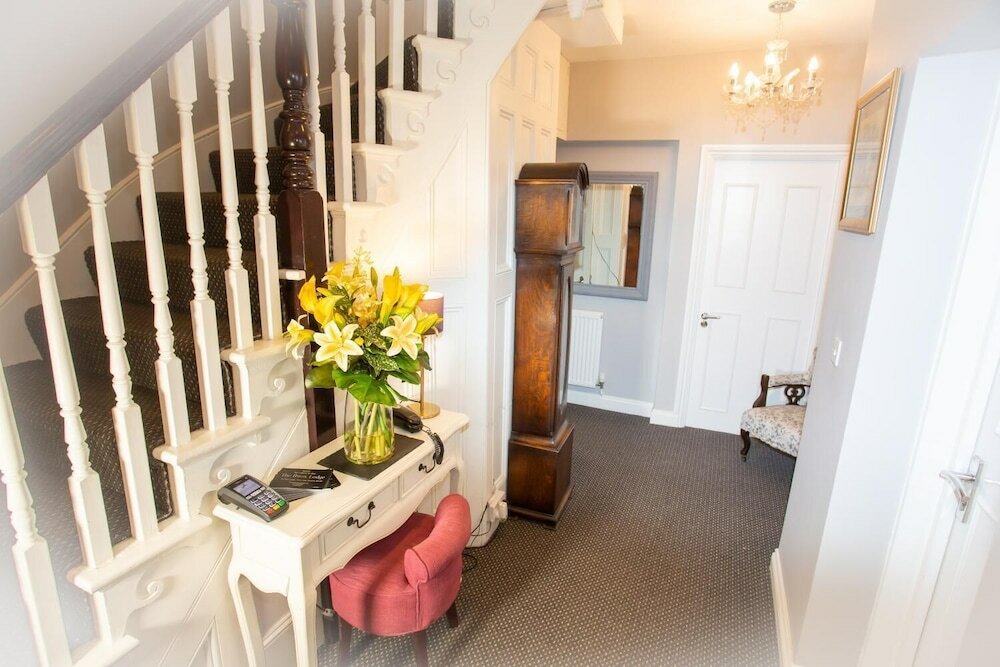 Фото The Ibrox Lodge