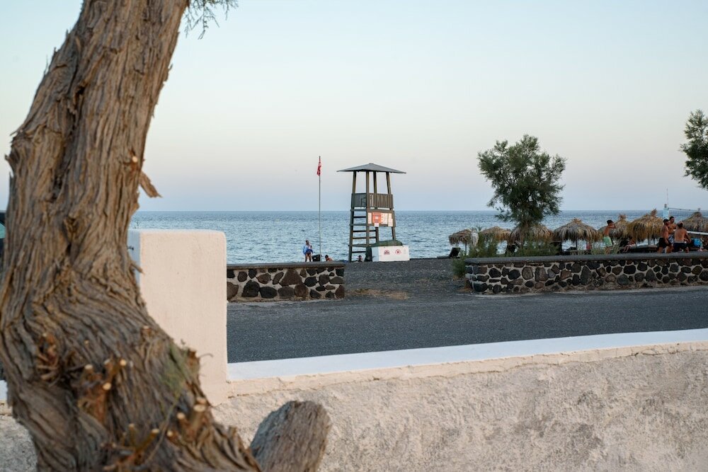 Фото Villa George Santorini