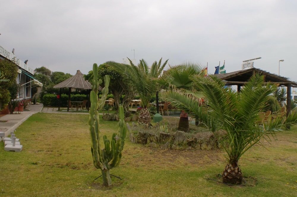 Фото Hostal Restaurante La Ilusión