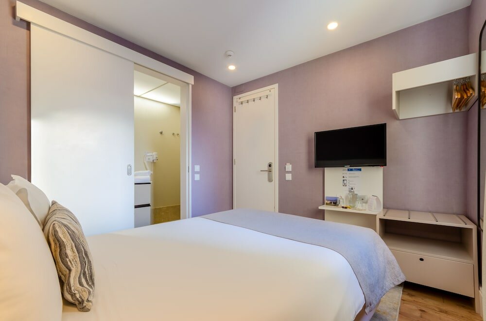 Фото Lx51 Studios & Suites Lisbon Center