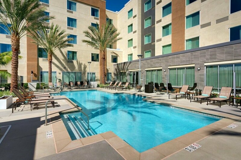 Гостиница Courtyard by Marriott Los Angeles LAX/Hawthorne