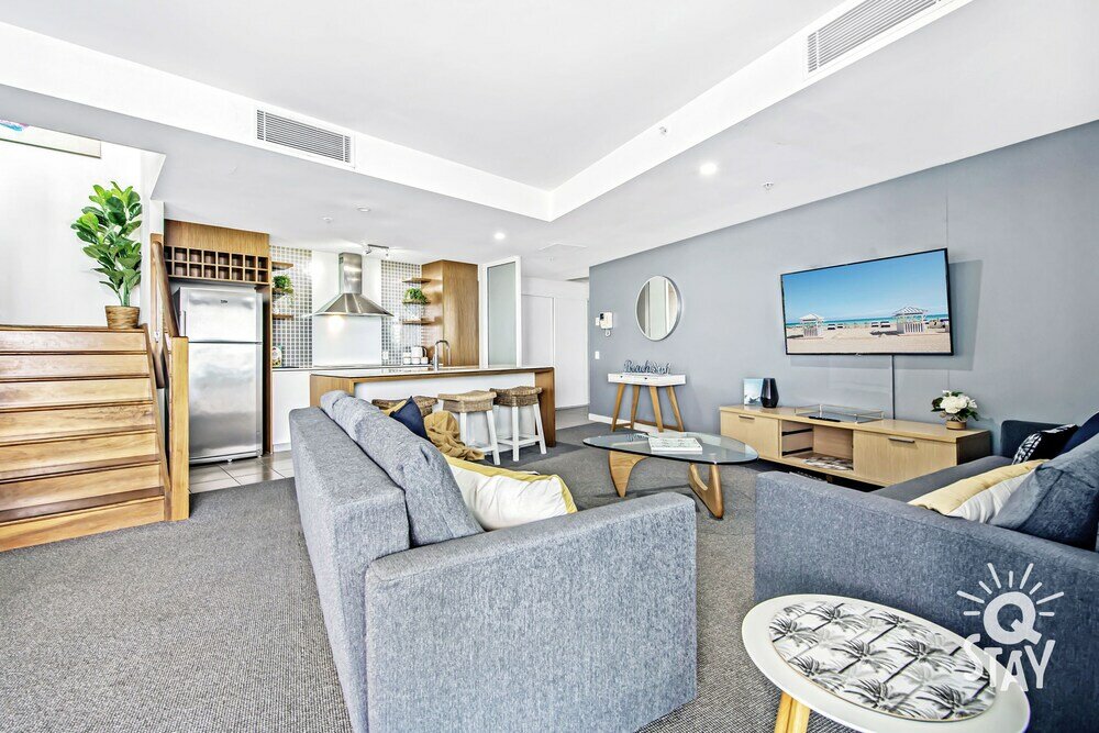 Фото Wings - Q Stay