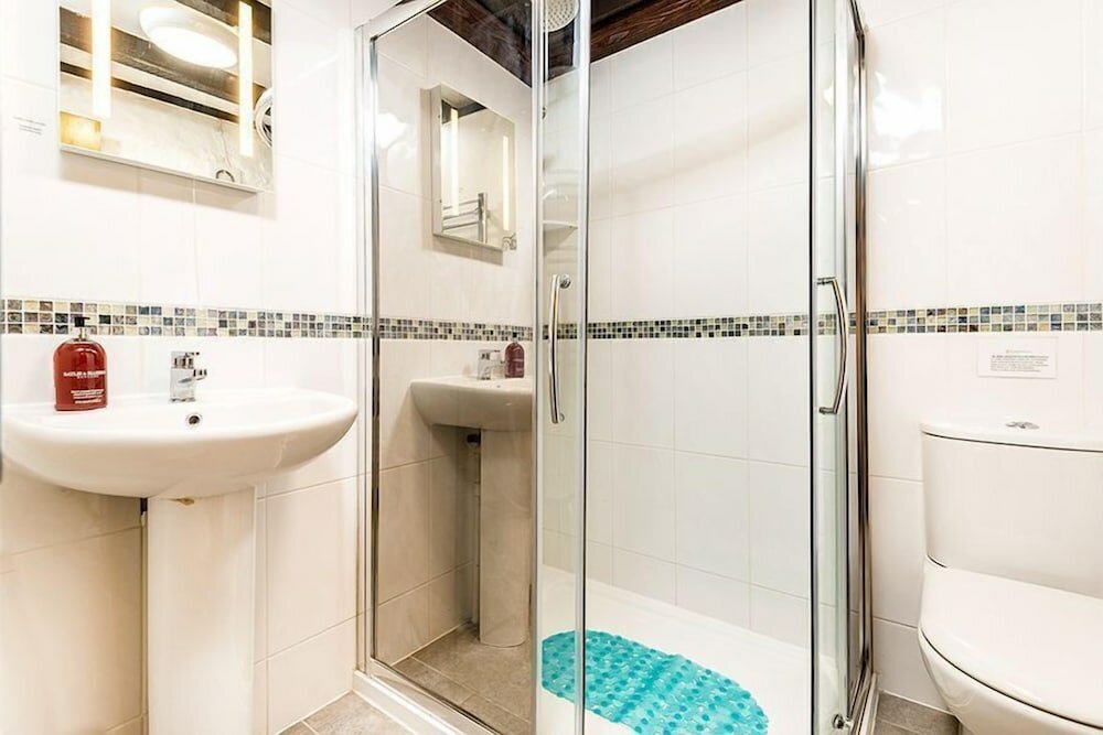 Фото Berehayes Holiday Cottages