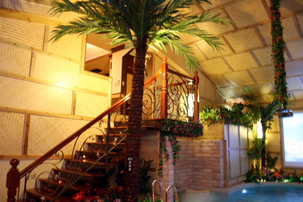 Фото Swan Lake hotel