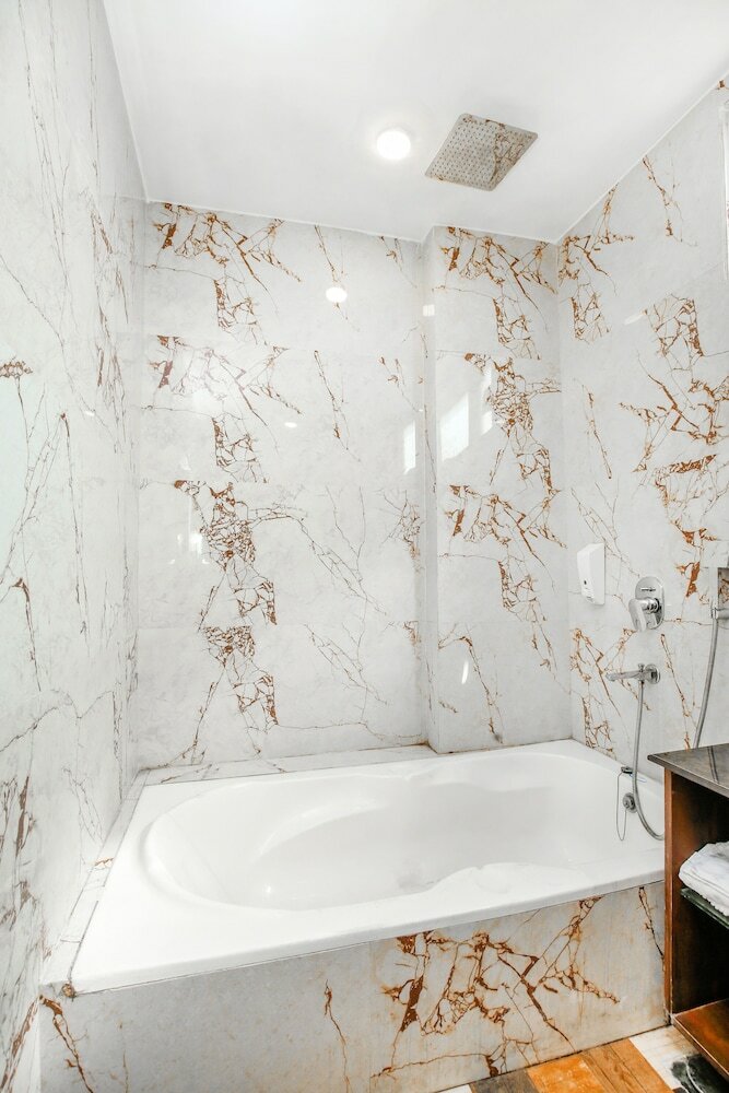 Фото Hotel Karan Residency