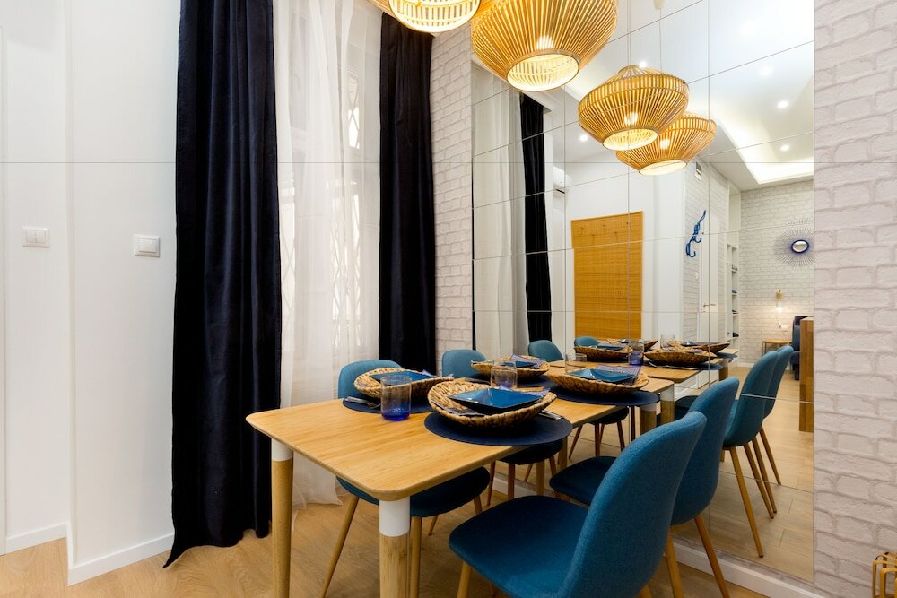 Фото Budapest Holidays Fashion