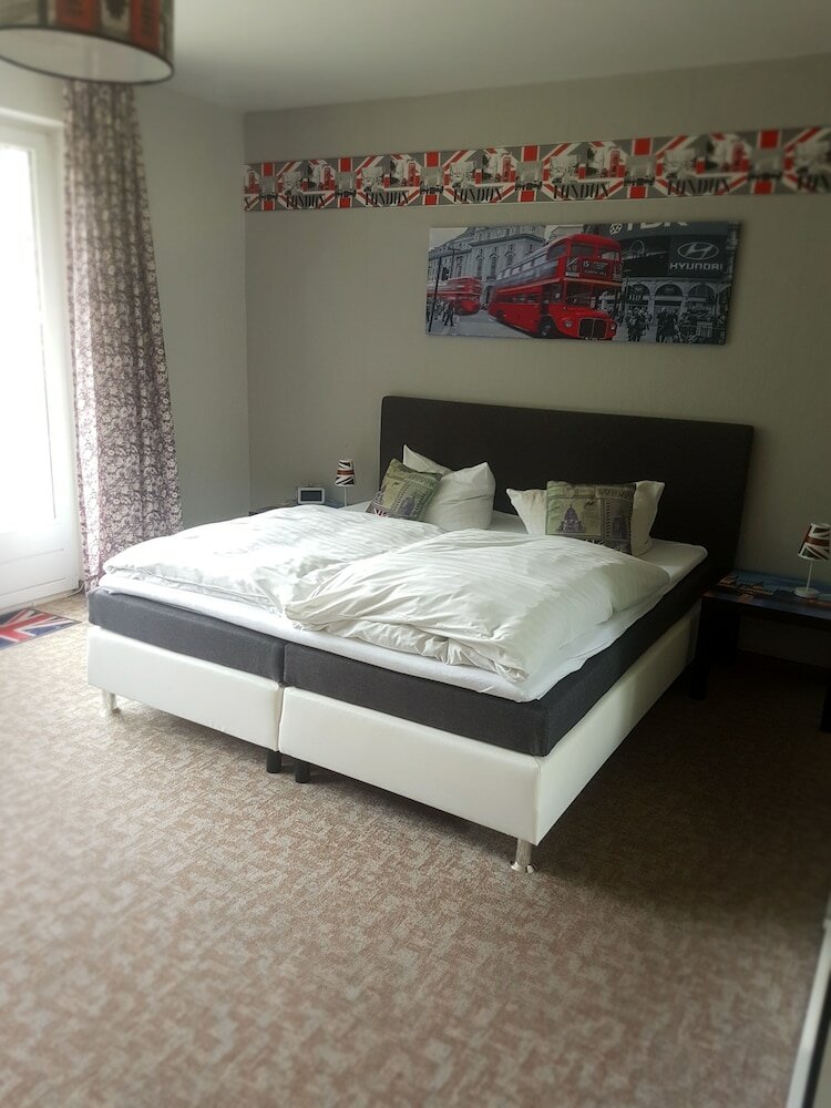 Фото Hotel Haus Hubertus