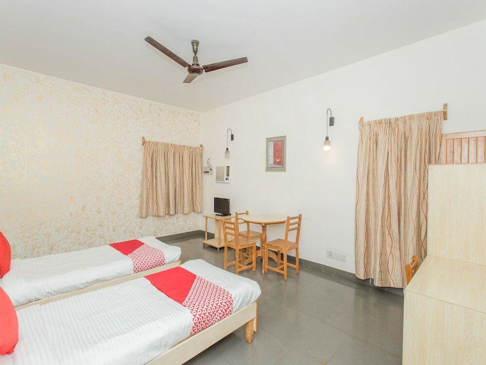 Фото Oyo 761 Hermitage Apartments