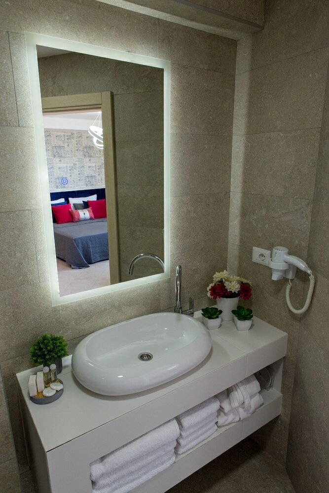 Фото Apartments Eneida