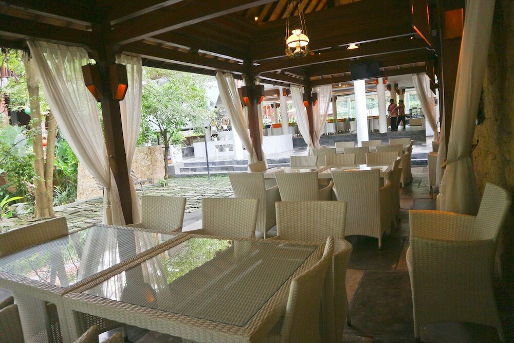 Фото Grand Mega Resort and SPA Cepu