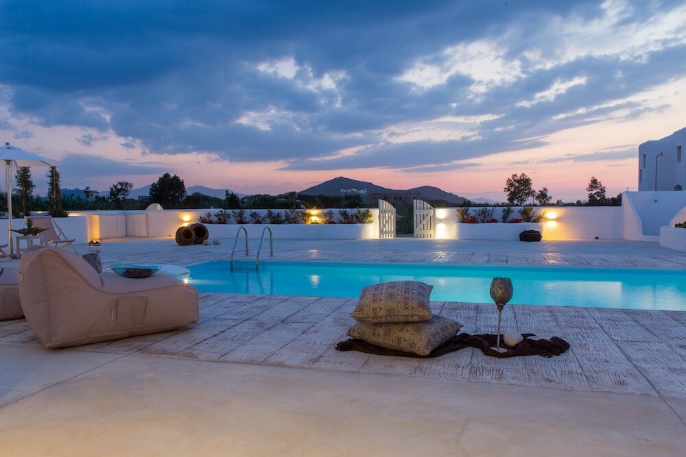 Фото Naxian Lounge Villas
