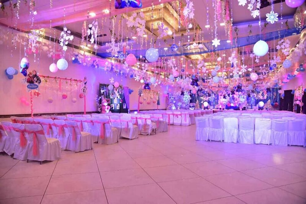 Фото Kohinoor Palace