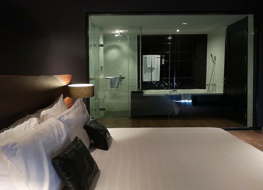 Фото Tsix5 Hotel