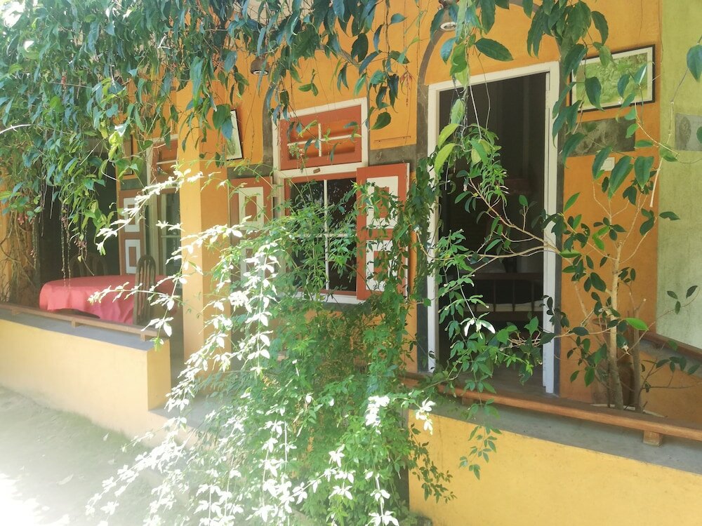 Фото Tea Garden Holiday Inn