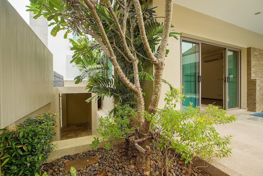 Фото Nai Harn Pool Villa - Villa Bond