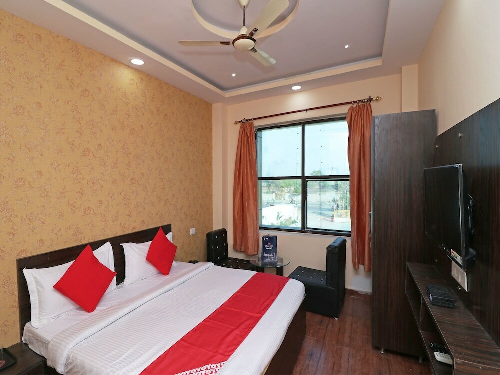 Фото Oyo 13483 Hotel Aradhya's