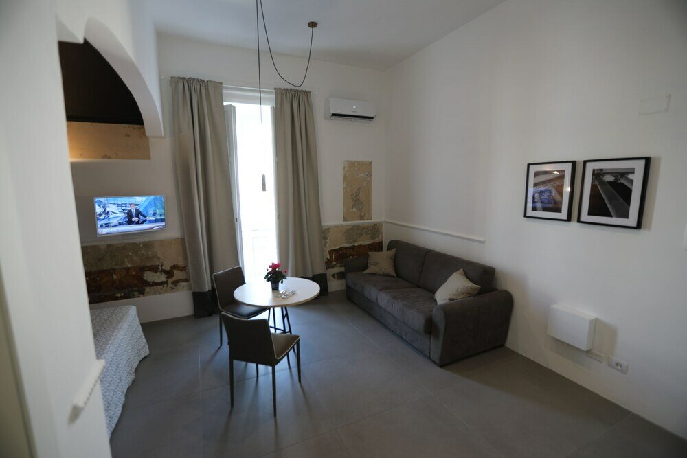 Фото The Station Napoli B&B